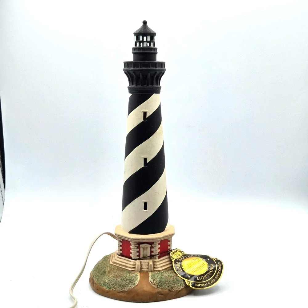 Lefton Cape Hatteras NC Porcelain Lighted Historic Lighthouse 1993 Nautical